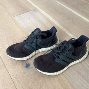 Adidas Ultra Boost women’s sneakers size 7 1/2